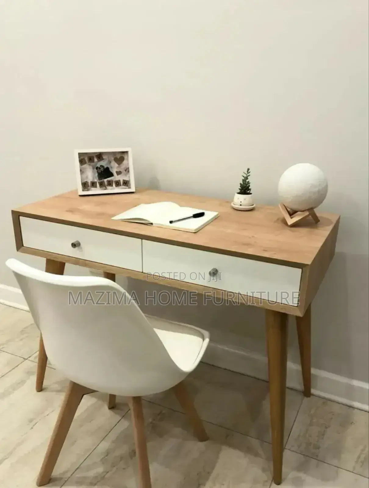 Simple Office Table