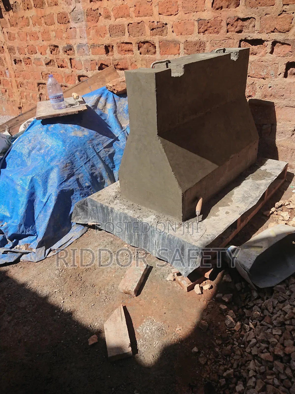 Jersey Barriers Rsi 409 / Road Barriers
