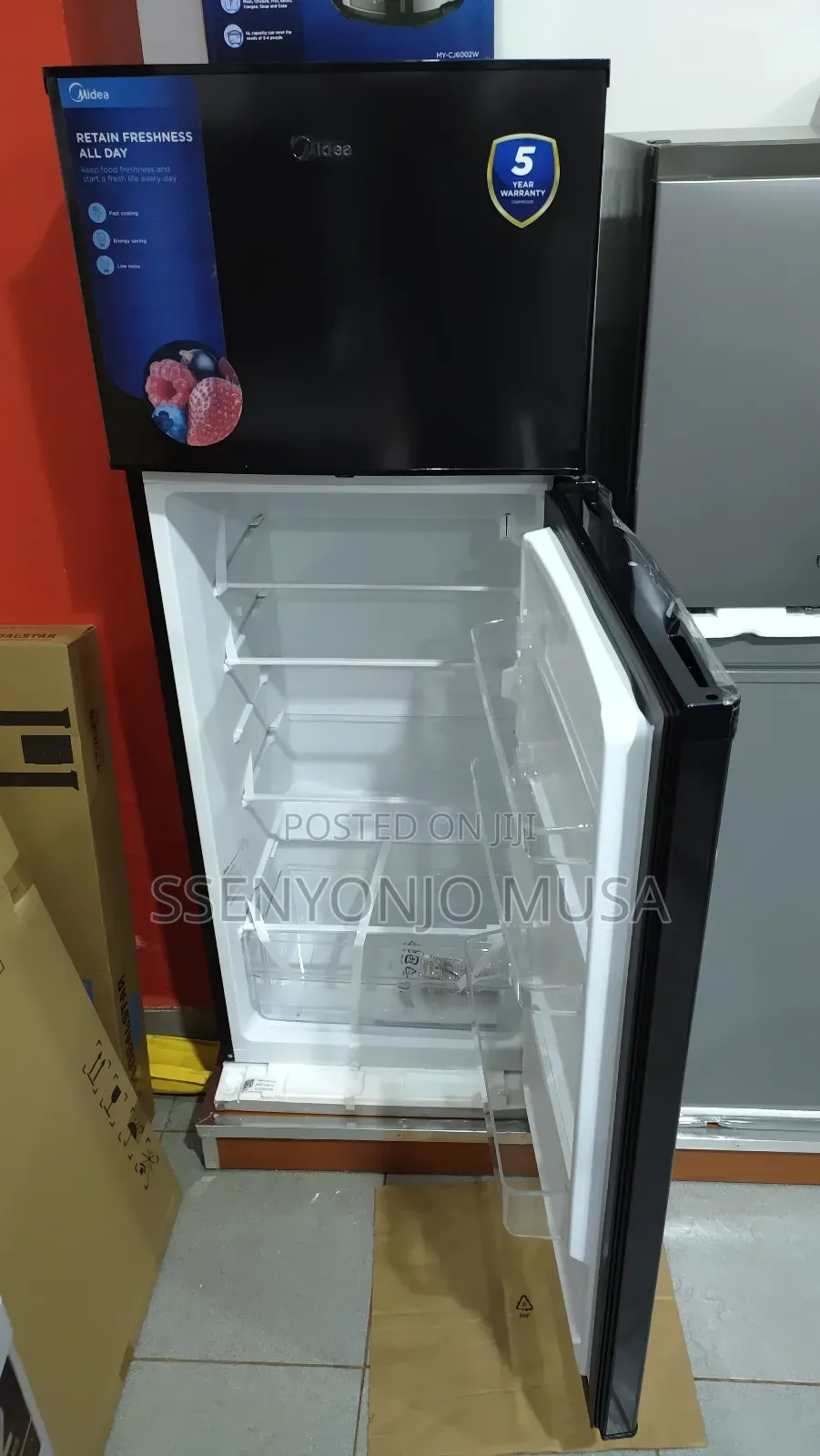 Midea 294l Double Door Fridge Freezer - Black