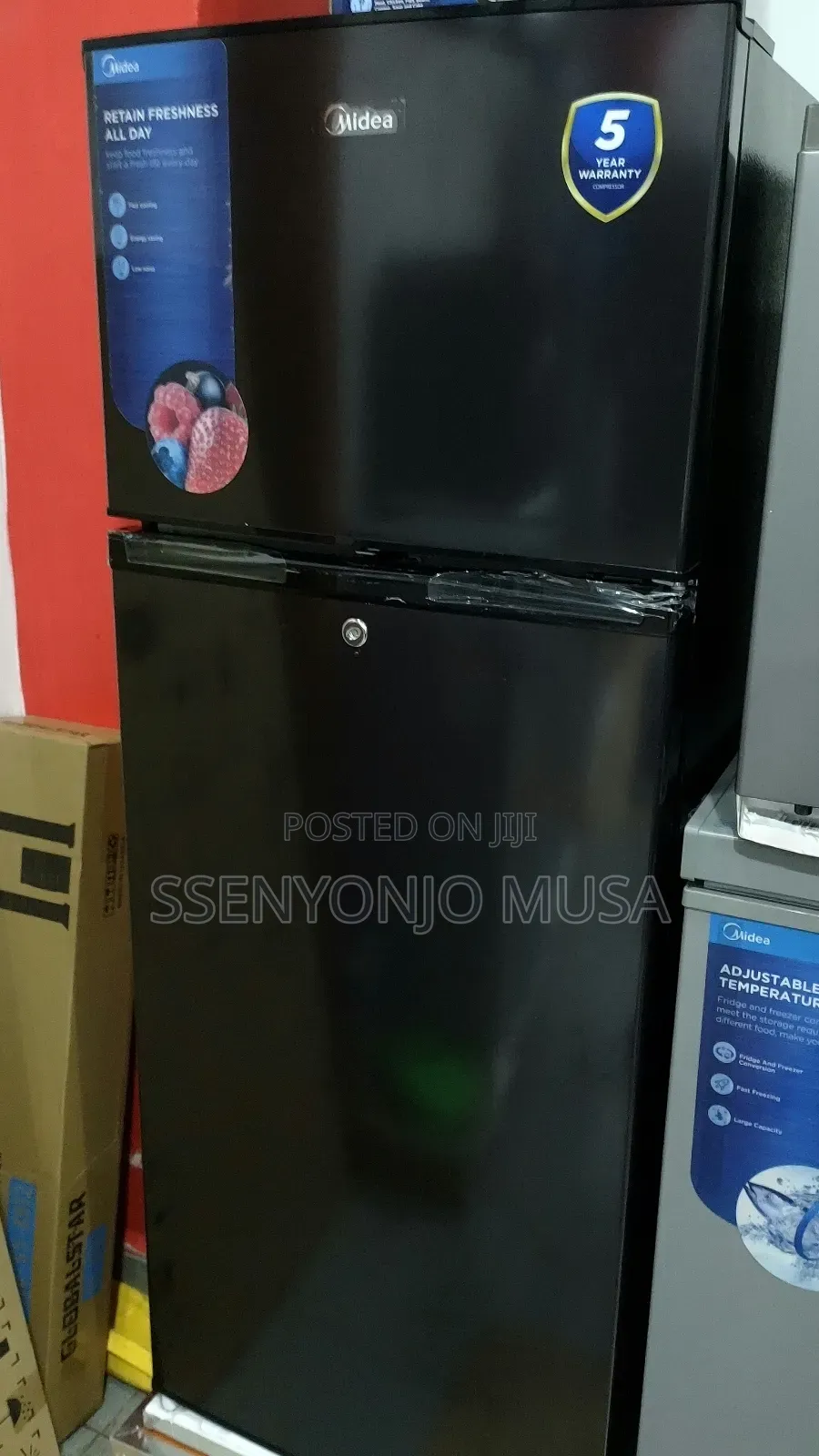 Midea 294l Double Door Fridge Freezer - Black