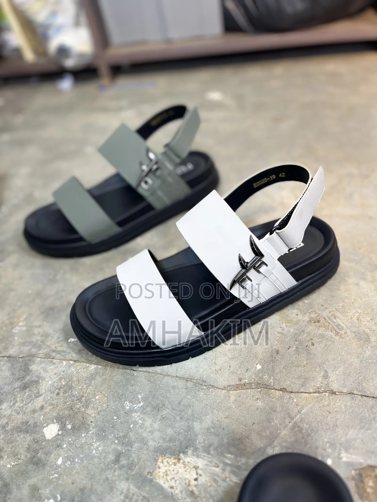 Classic Fendi Gladiator Leather Sandals in Stock