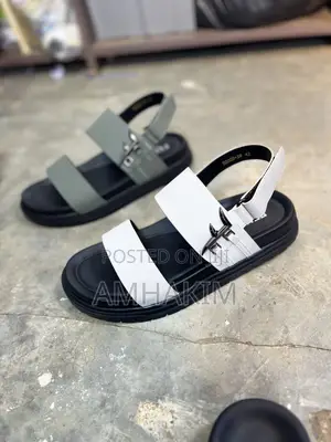 Classic Fendi Gladiator Leather Sandals in Stock