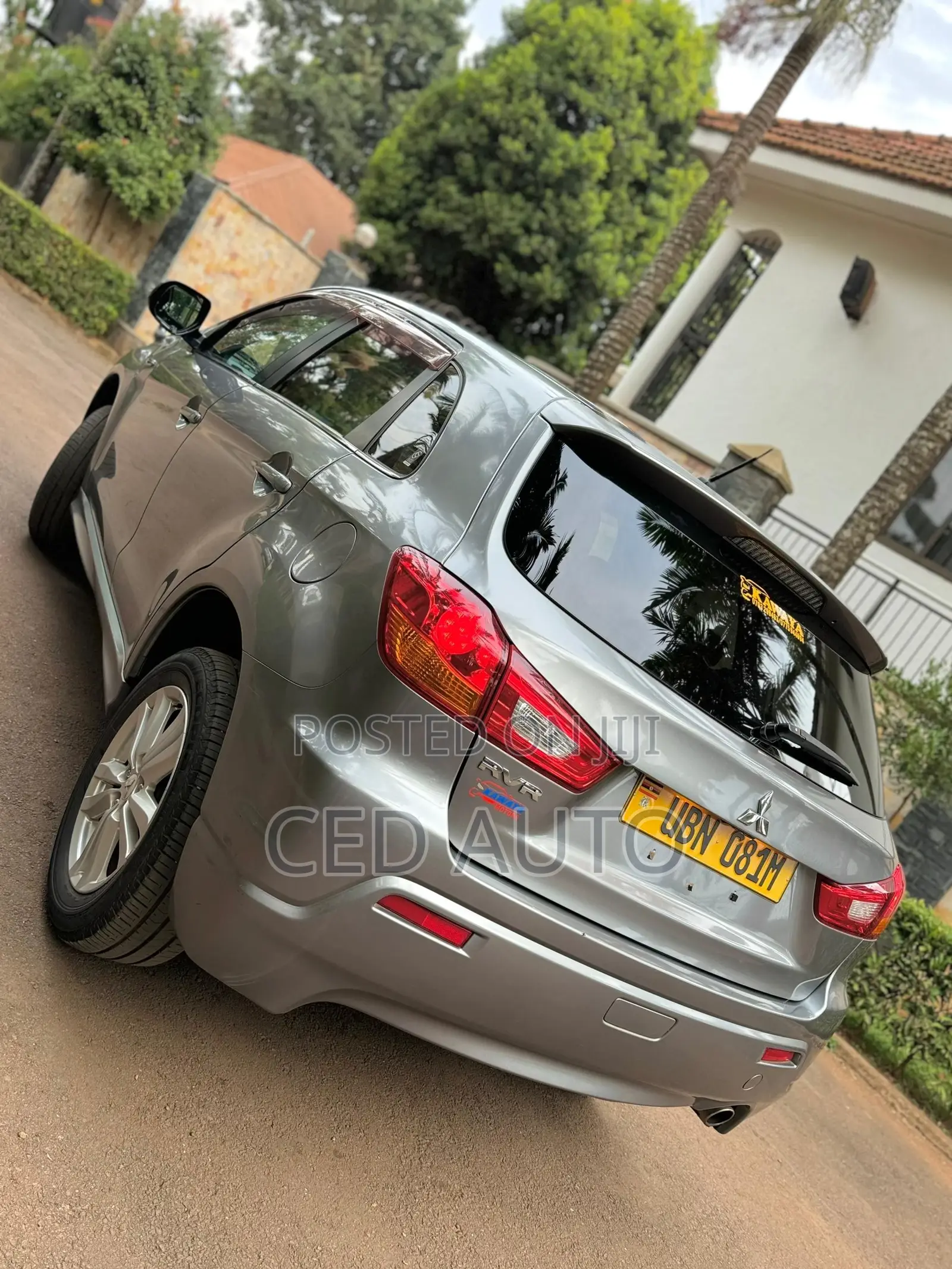 Mitsubishi RVR 2010 Silver