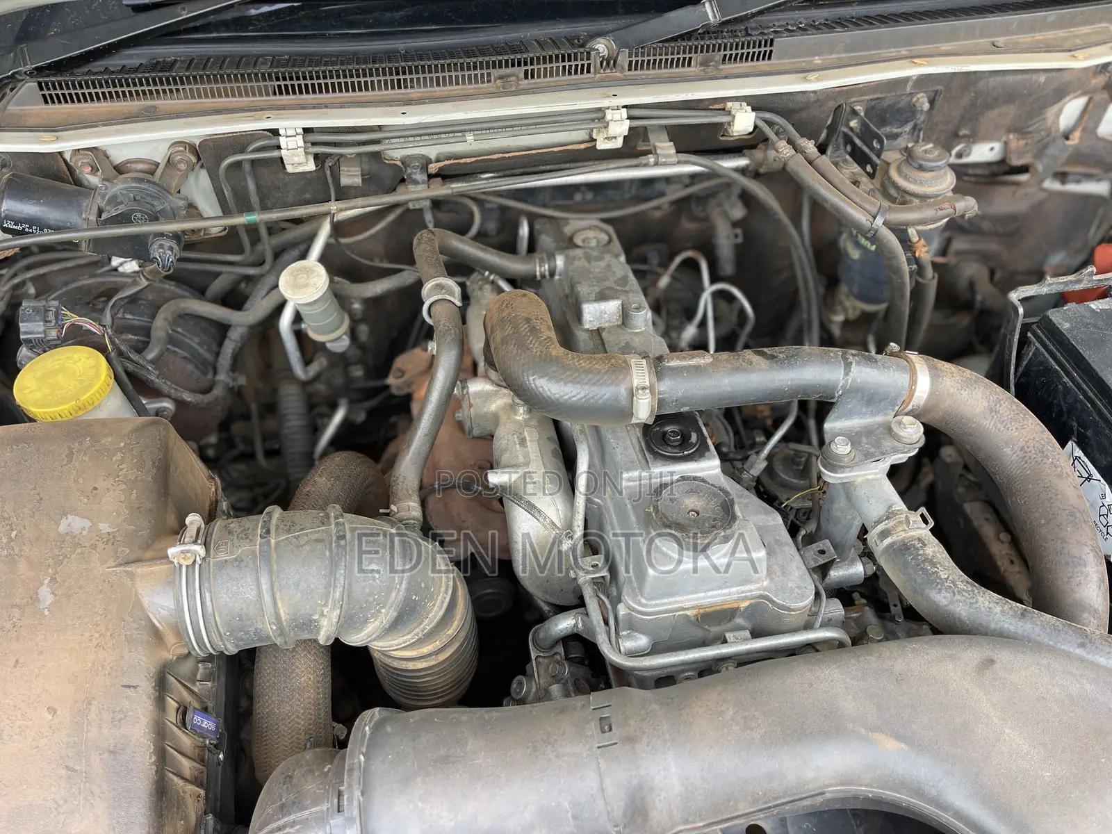 Mitsubishi Pajero 3.0 2012 Gold
