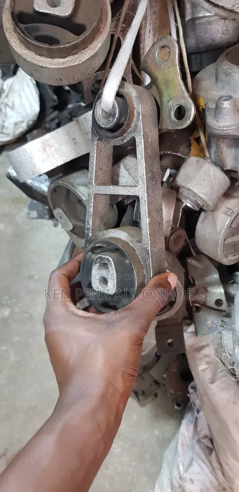 Mazda Demio Engine Mounting