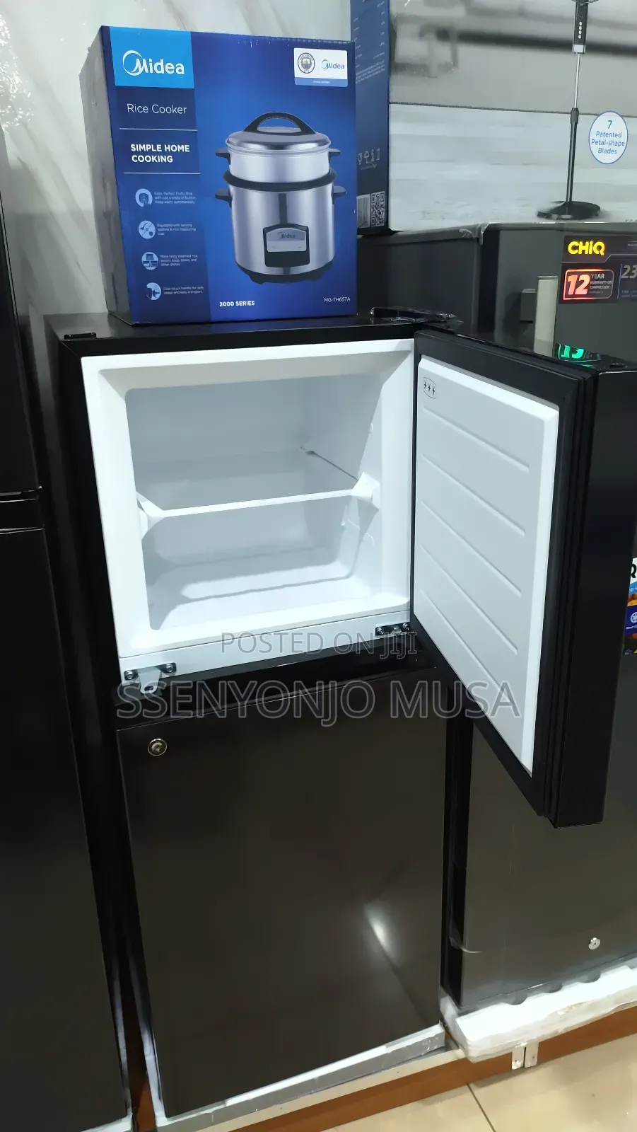 Midea 187l Double Door Fridge With Top Mount Freezer-mdrt187