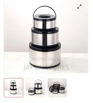 A Set of 3 Piece Lunch Box