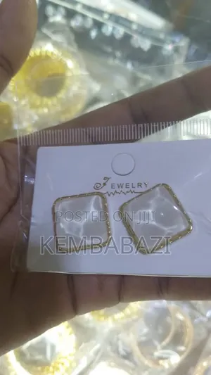 Ladies Earring
