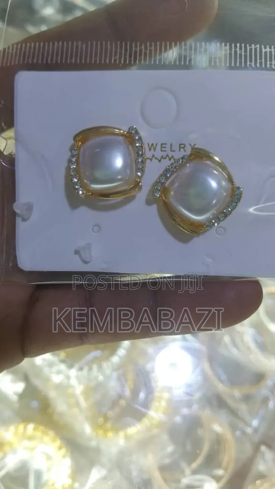 Ladies Earring