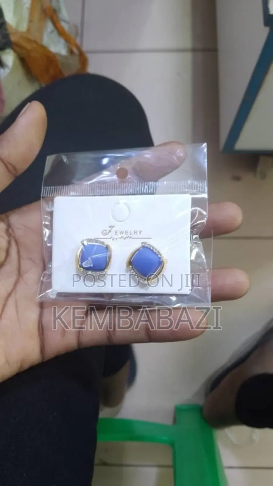Ladies Earring