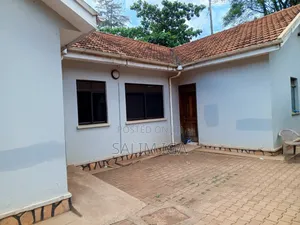 3bdrm Chalet in Kololo Property, Central Division for rent