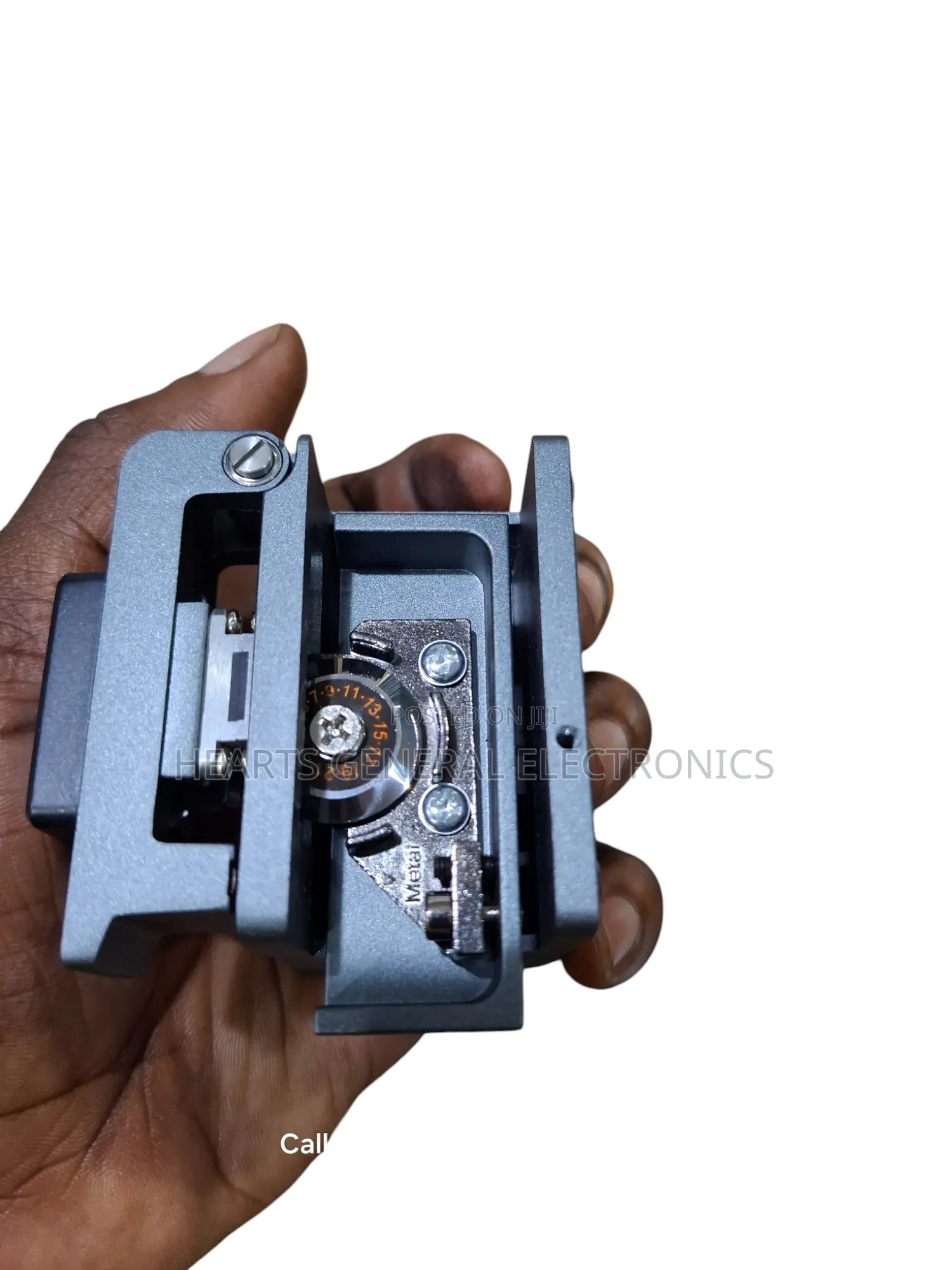 High Precision Optical Fiber Cleaver