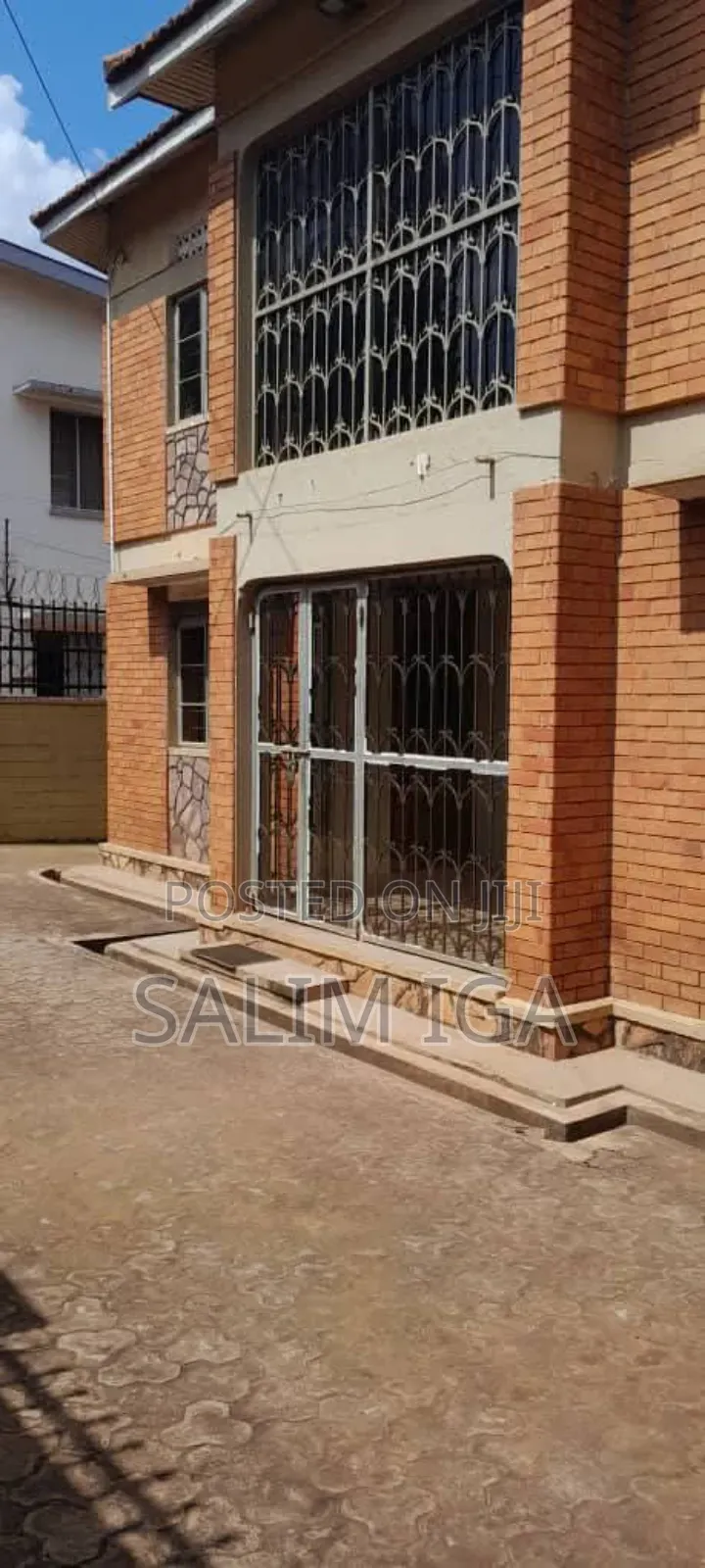 5bdrm Duplex in Kololo Property, Central Division for rent