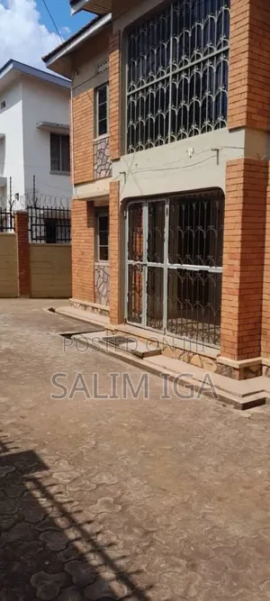 5bdrm Duplex in Kololo Property, Central Division for rent