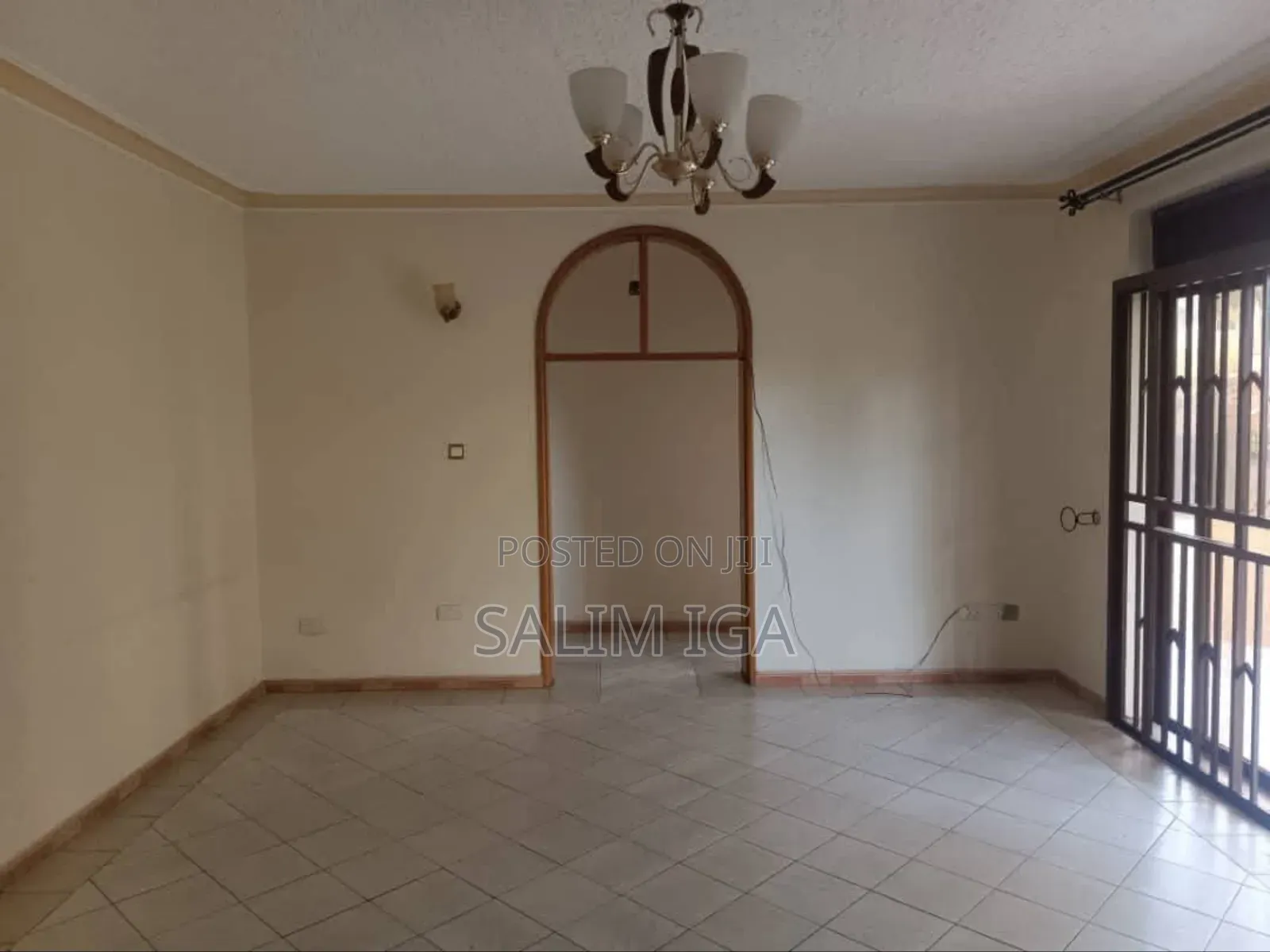 5bdrm Duplex in Kololo Property, Central Division for rent