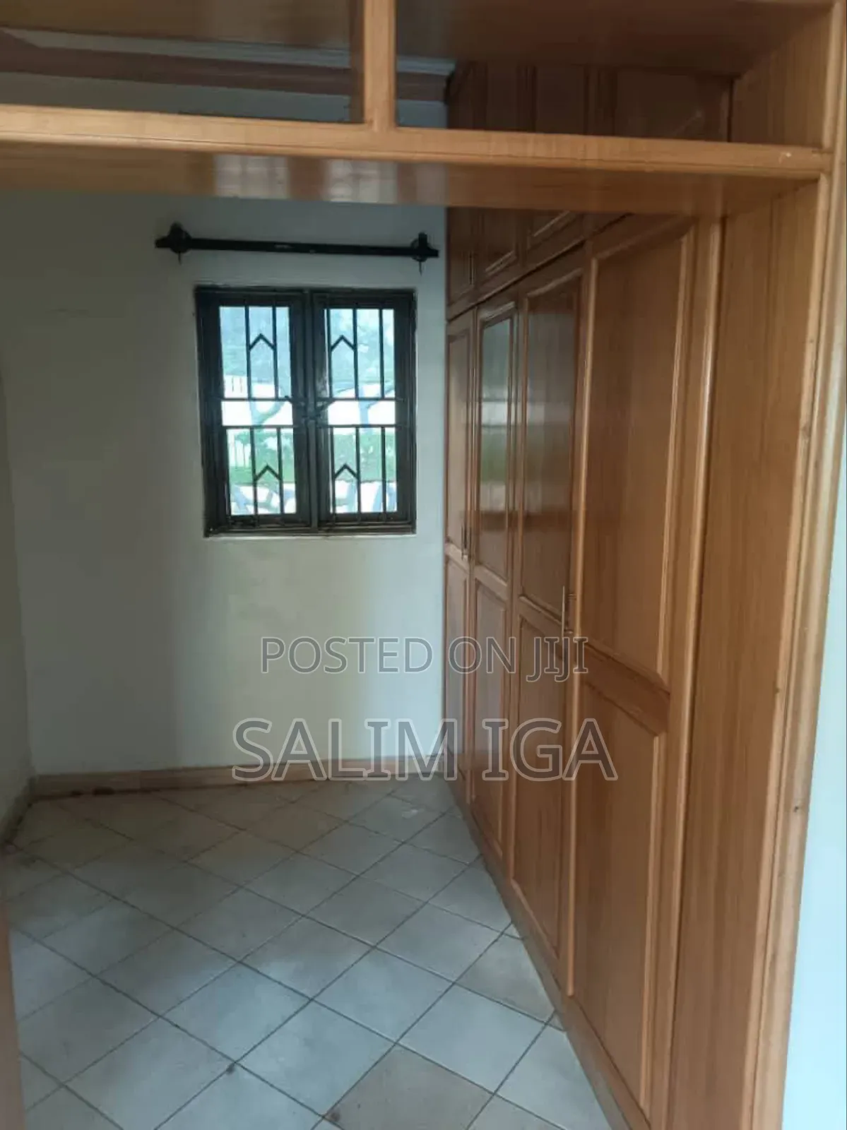 5bdrm Duplex in Kololo Property, Central Division for rent