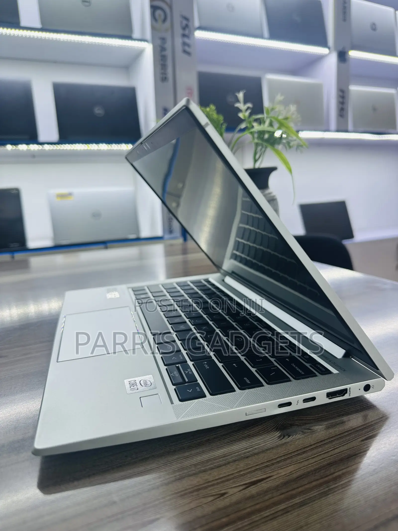 Laptop HP EliteBook 830 G7 16GB Intel Core I7 SSD 512GB