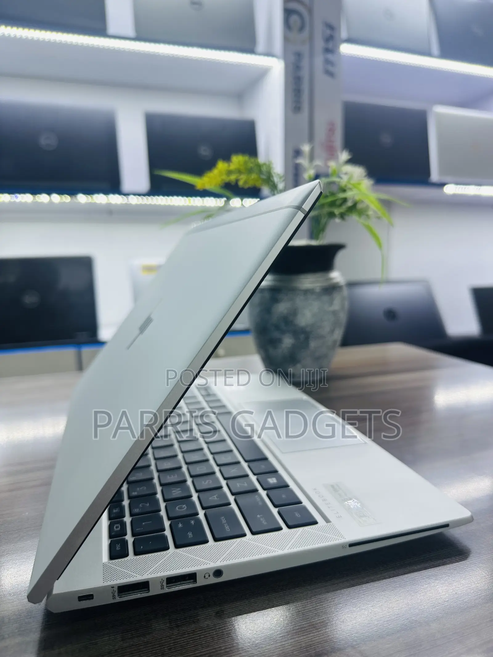 Laptop HP EliteBook 830 G7 16GB Intel Core I7 SSD 512GB