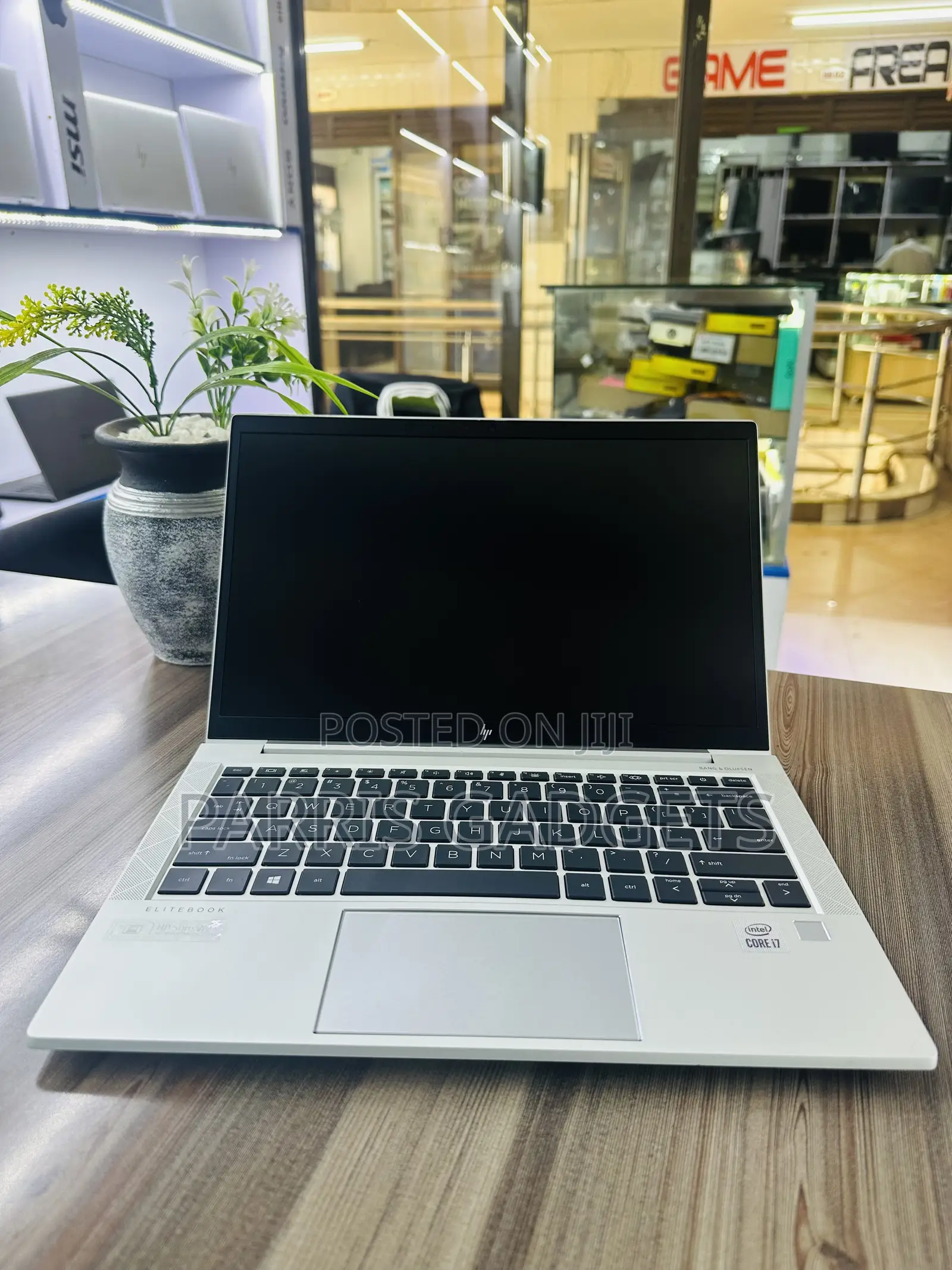 Laptop HP EliteBook 840 G7 16GB Intel Core I7 SSD 256GB