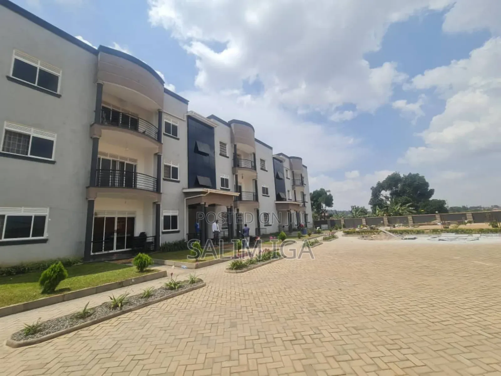 3bdrm Block of Flats in Kololo Property, Central Division for rent