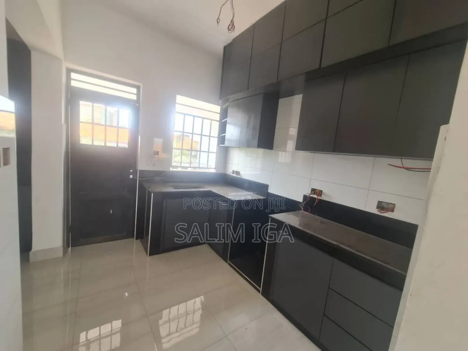 3bdrm Block of Flats in Kololo Property, Central Division for rent