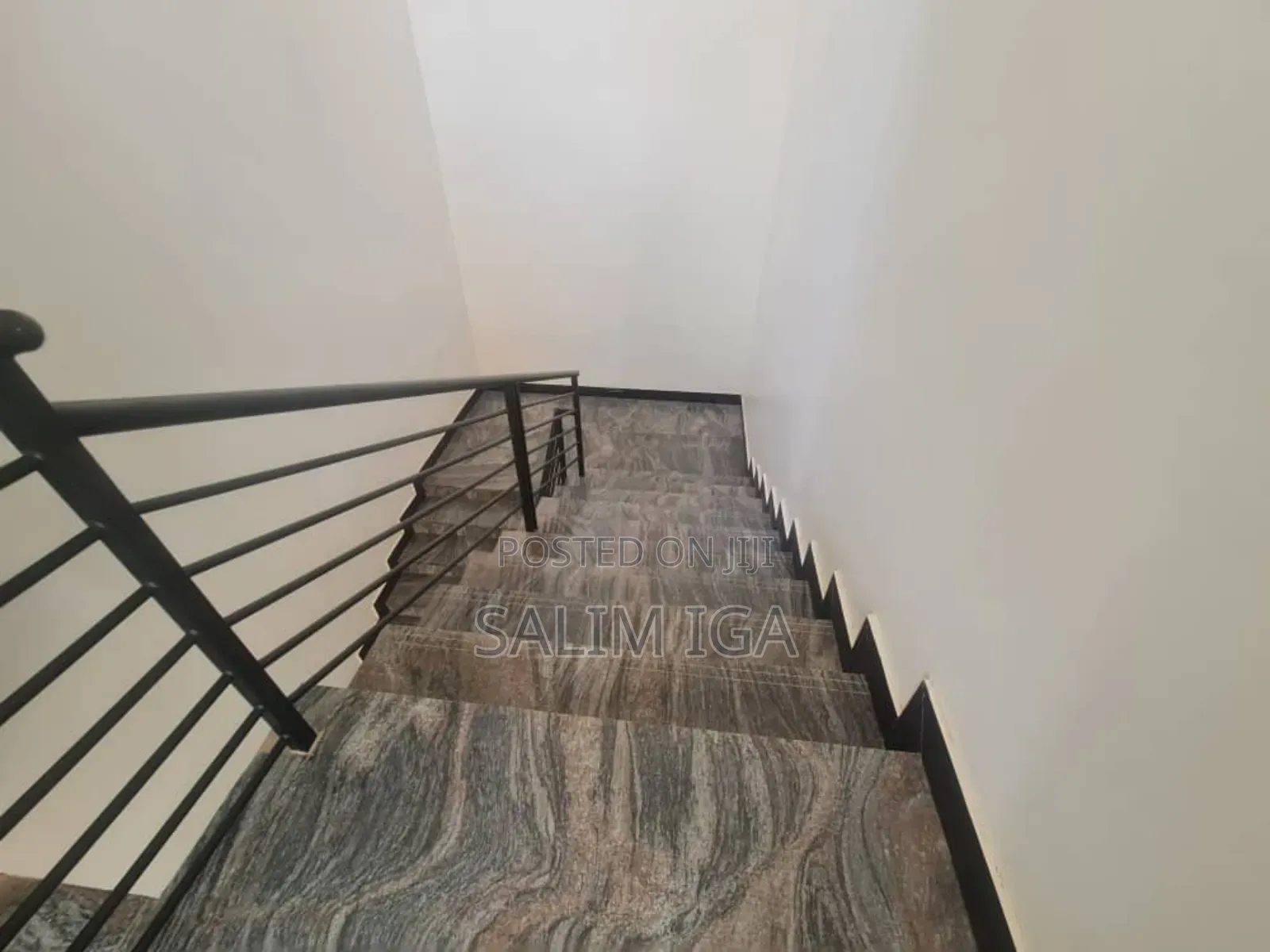 3bdrm Block of Flats in Kololo Property, Central Division for rent