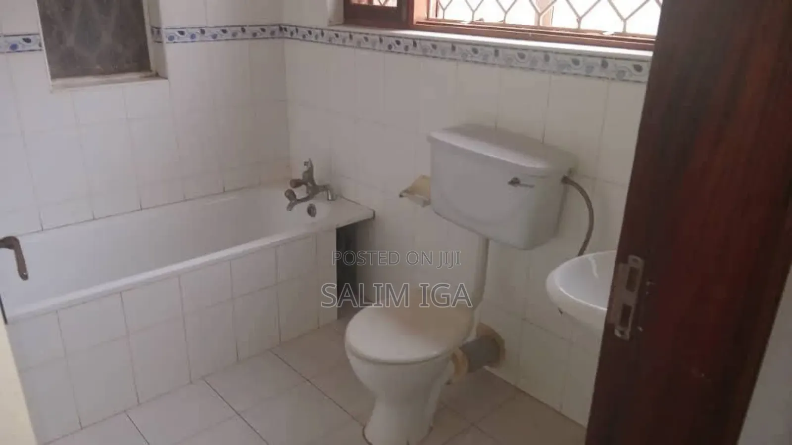 3bdrm Block of Flats in Kololo Property, Central Division for rent