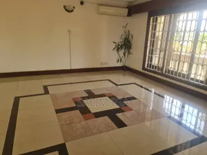 5bdrm Maisonette in Kololo Property, Central Division for rent
