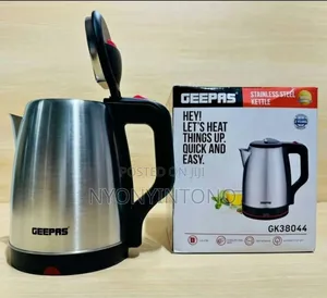 Geepas 1.8litres Automatic Cordless Water Kettle