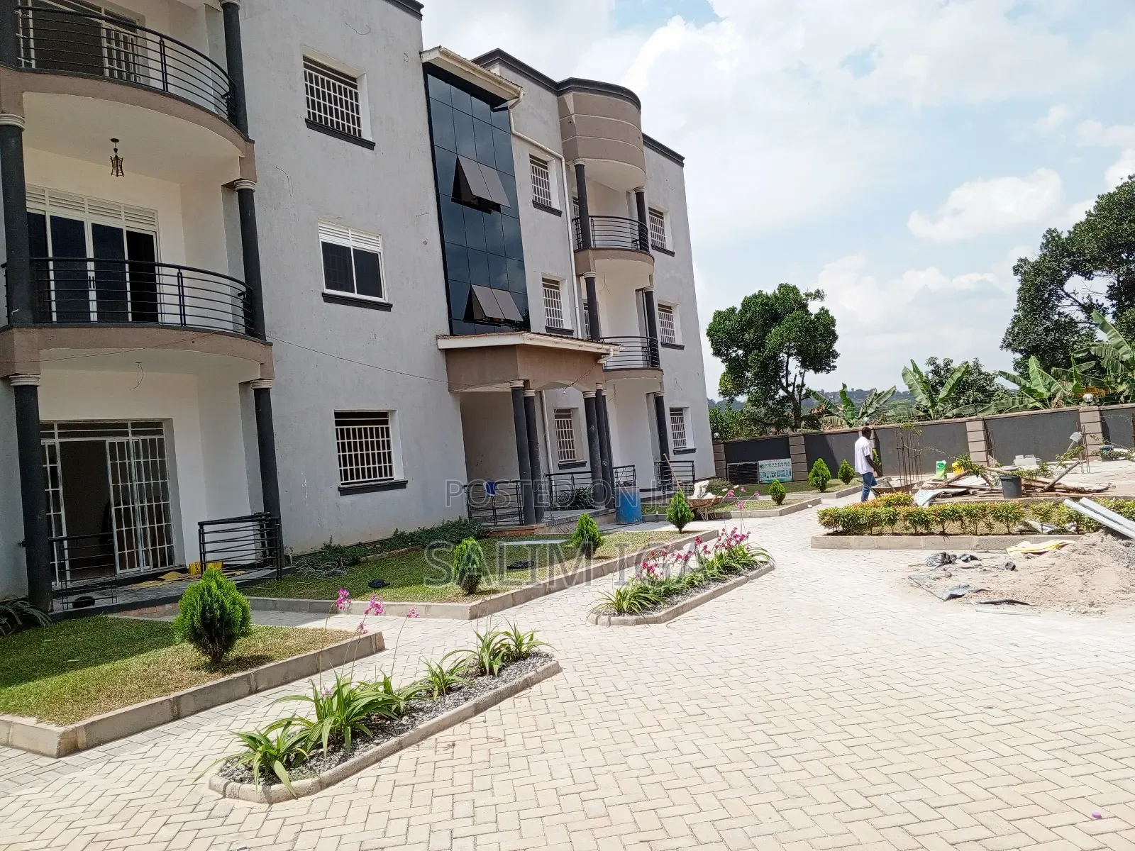 3bdrm Apartment in Kololo Property, Central Division for rent