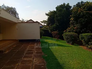3bdrm Bungalow in Kololo Property, Central Division for rent