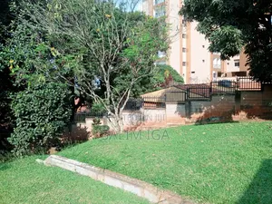 3bdrm Bungalow in Kololo Property, Central Division for rent