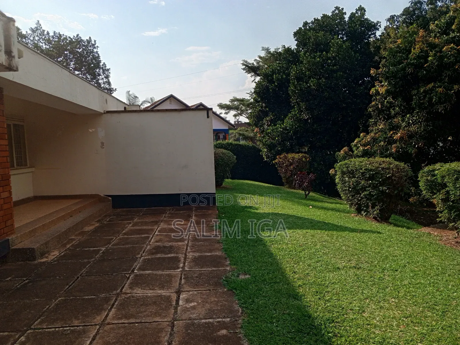 3bdrm Bungalow in Kololo Property, Central Division for rent