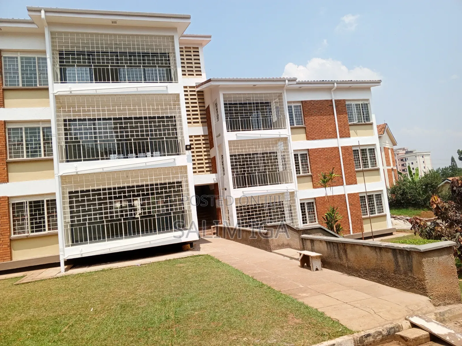 2bdrm Block of Flats in Kololo Property, Central Division for rent