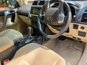 Toyota Land Cruiser Prado 2016 White