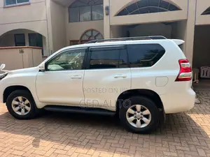 Toyota Land Cruiser Prado 2016 White