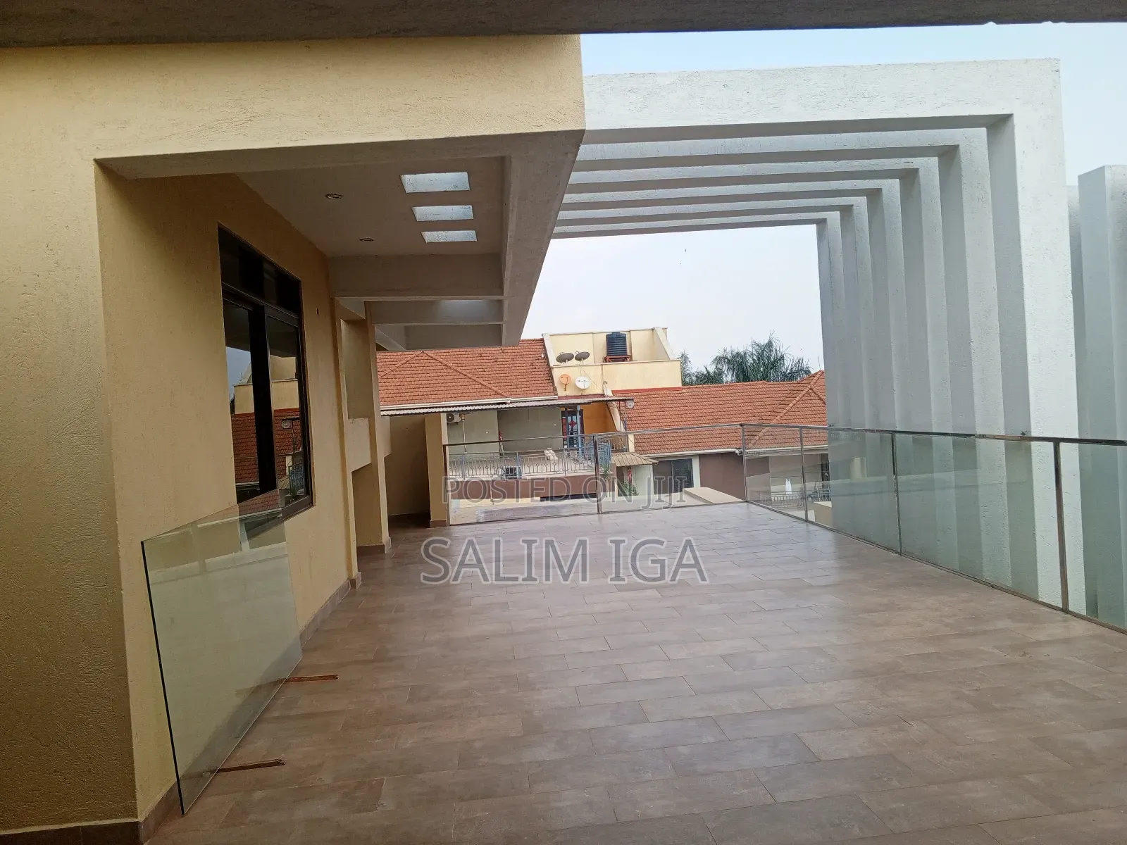 Furnished 3bdrm Townhouse / Terrace for rent