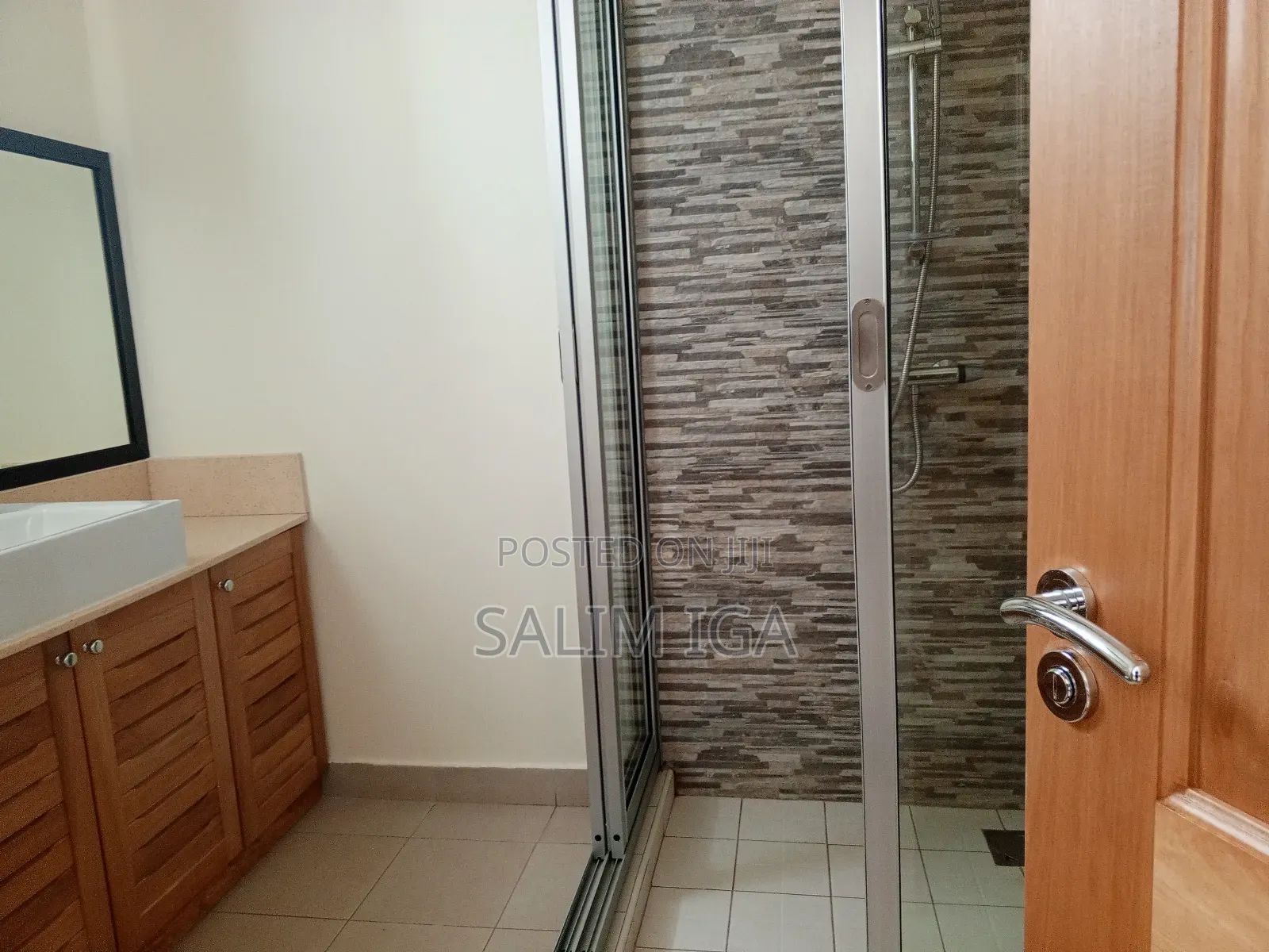 Furnished Studio Apartment in Kololo Property, Central Division