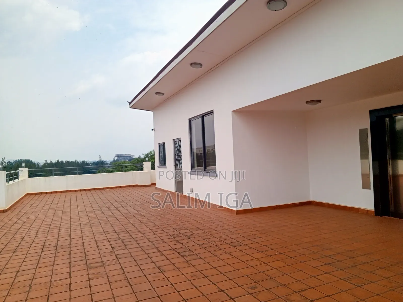 Furnished Studio Apartment in Kololo Property, Central Division