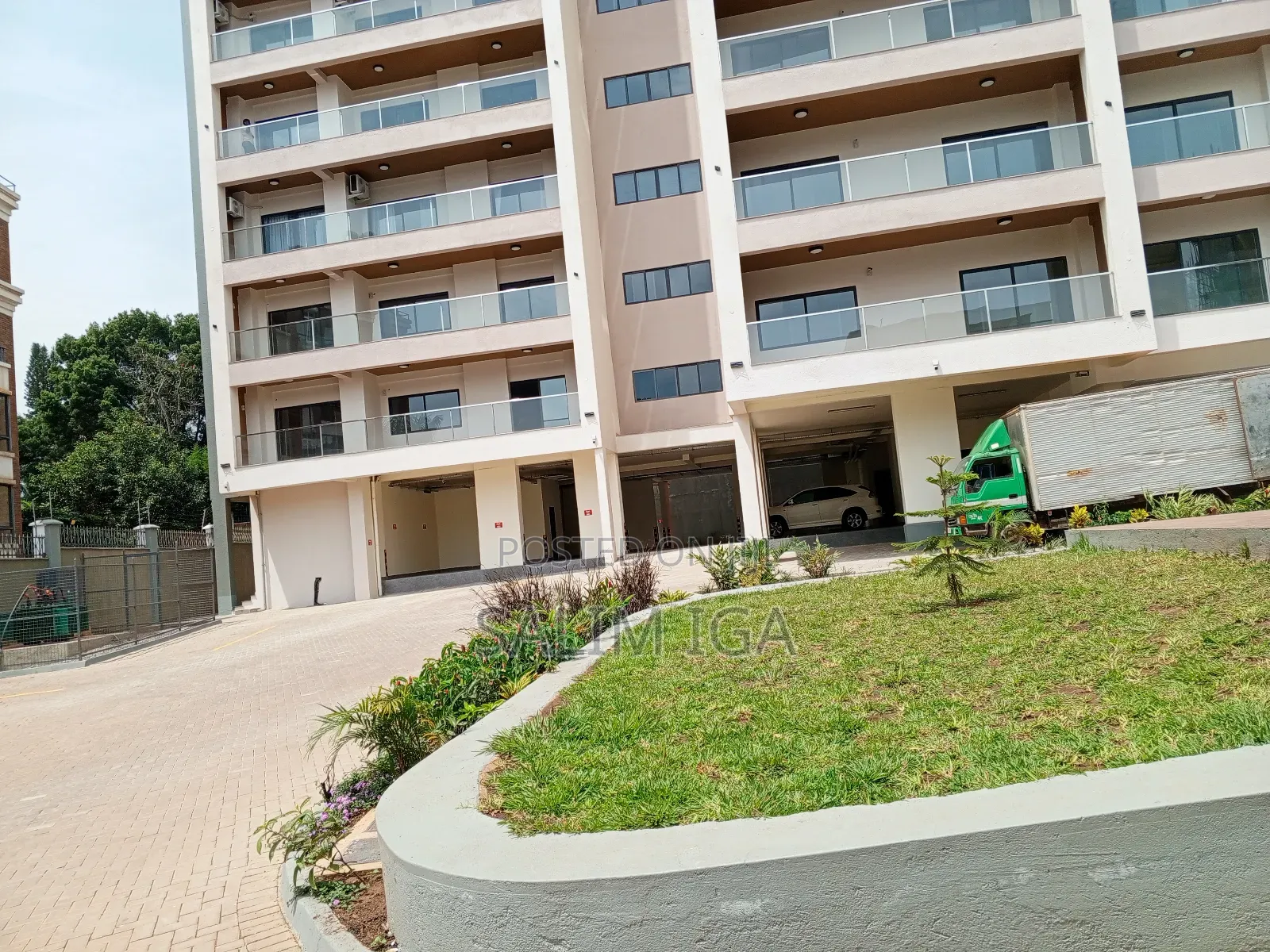 Furnished 3bdrm Block of Flats in Kololo Property, Central Division