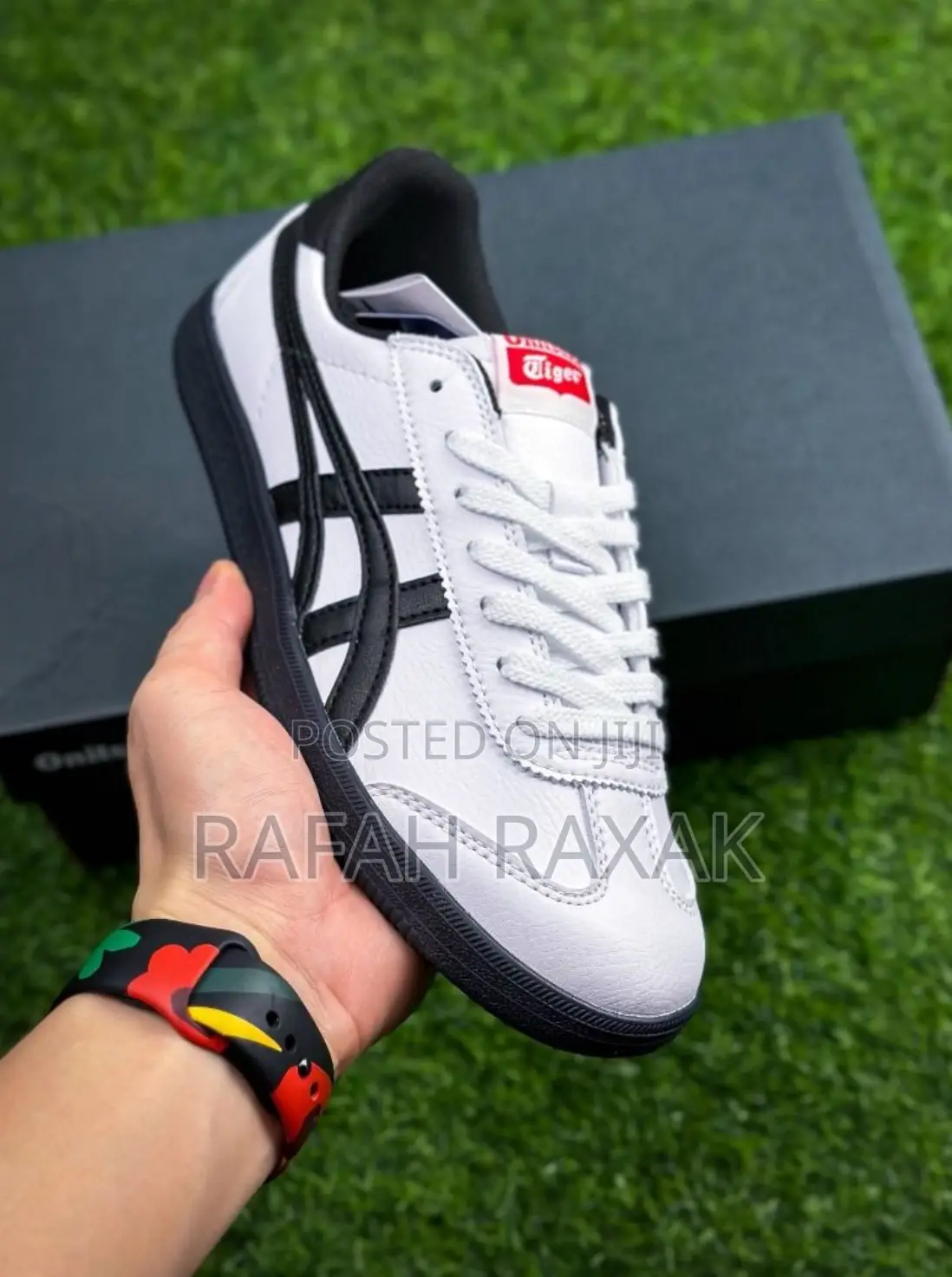 Original Asics Onitsuka Tiger Tokuten “Panda” Tennis Sneaker