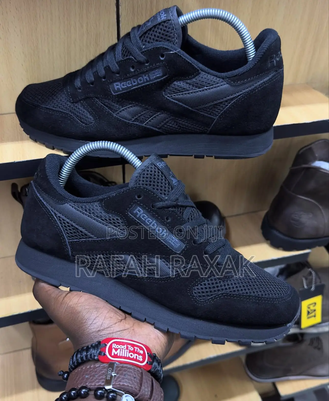 Original Men’S Black Classic Reebok Sneakers