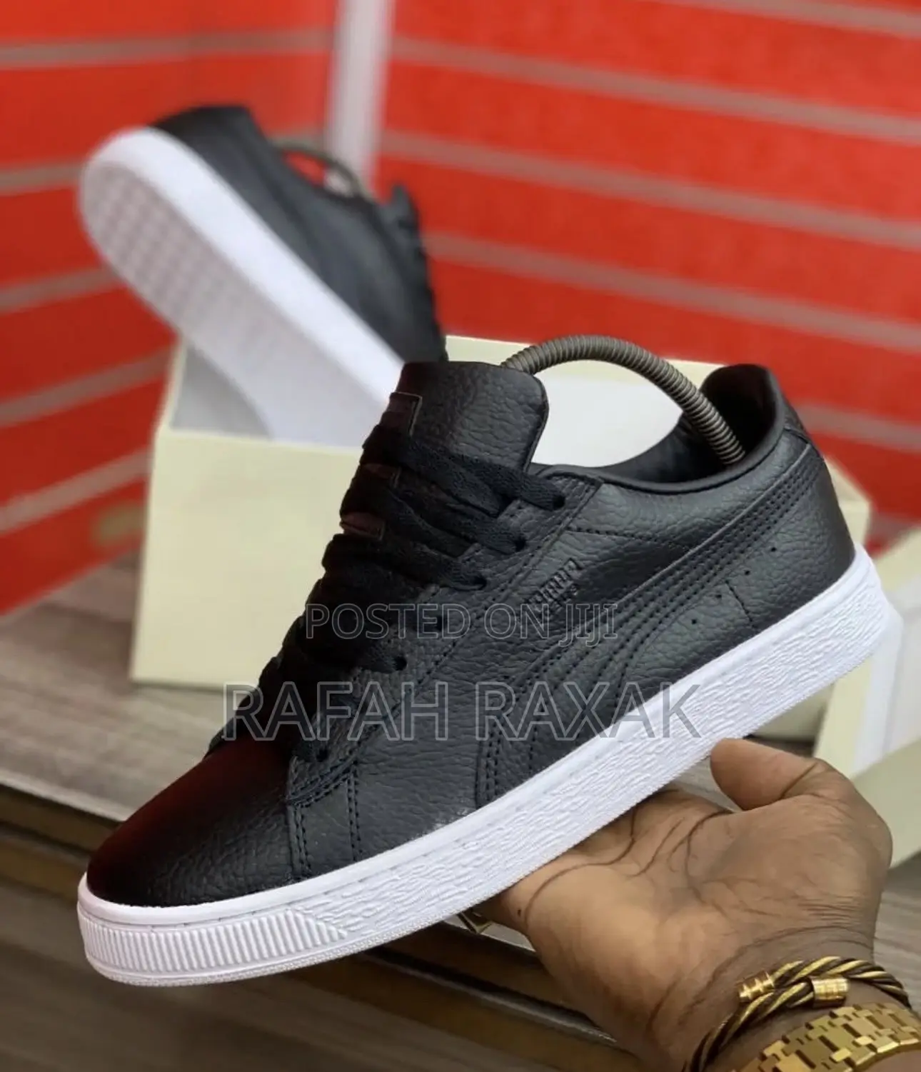 Original Black/White Puma Suede Classic Leather Sneakers