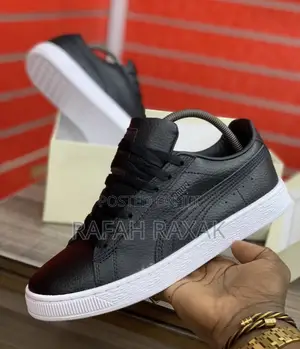 Original Black/White Puma Suede Classic Leather Sneakers