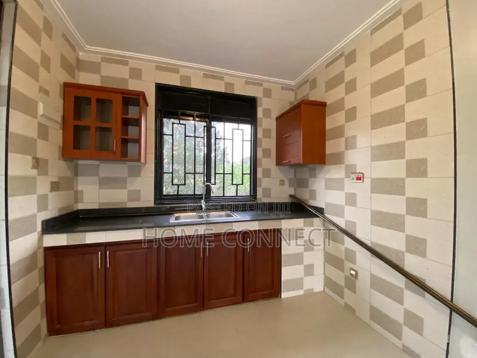 2bdrm Apartment in Kyebando, Central Division for rent