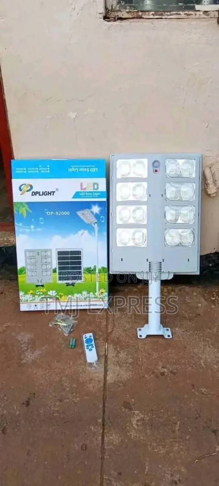 2000 Watts Solar Street Lamp