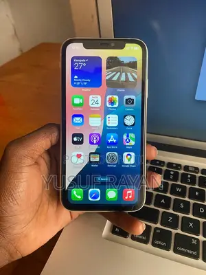 Apple iPhone 11 64 GB White