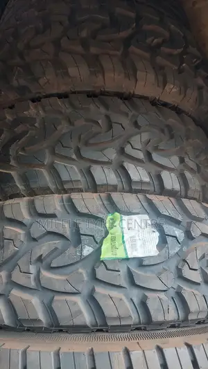 285/75r17 Double Star