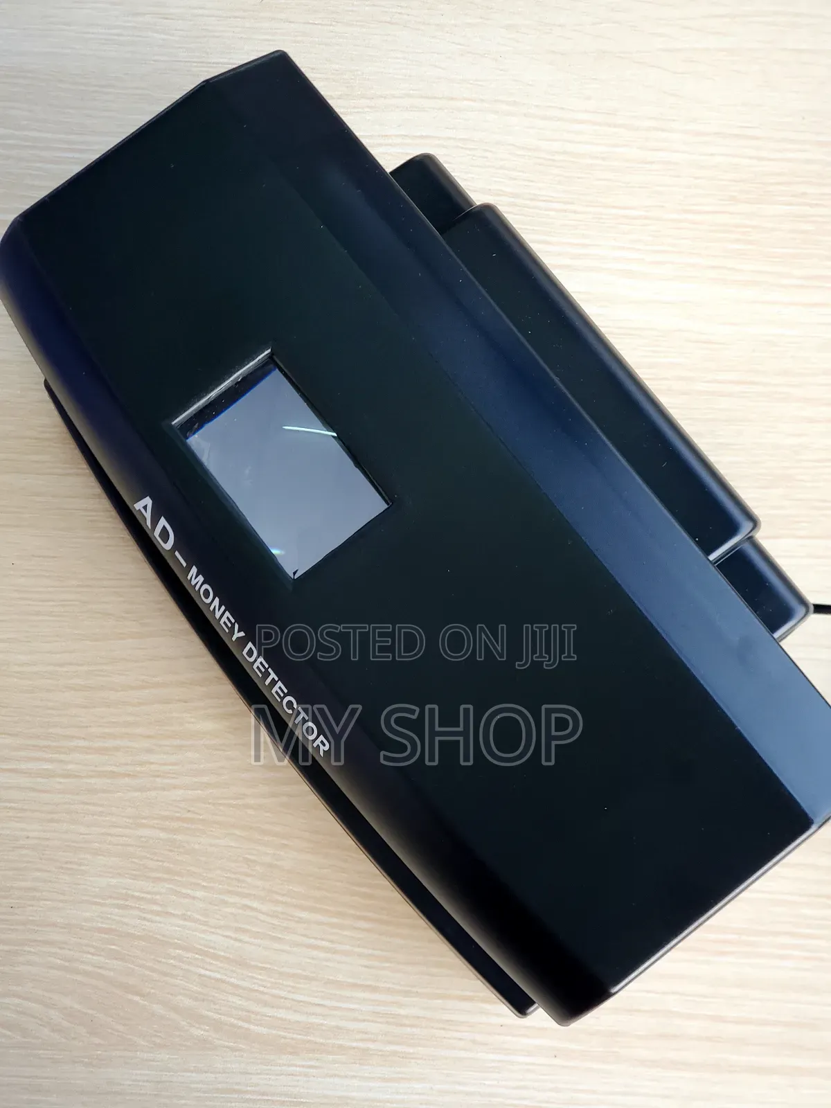 Ad-818 Money Detector