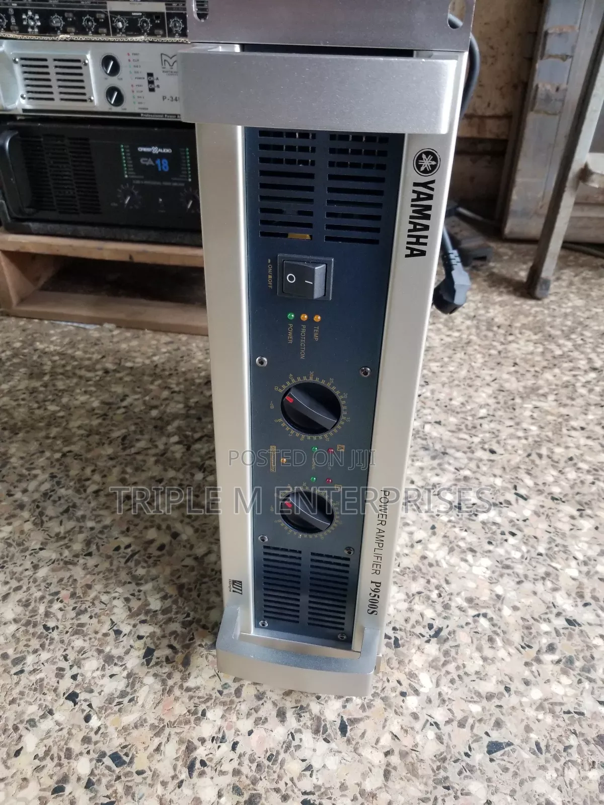 Professional Amplifier Yamaha 9500